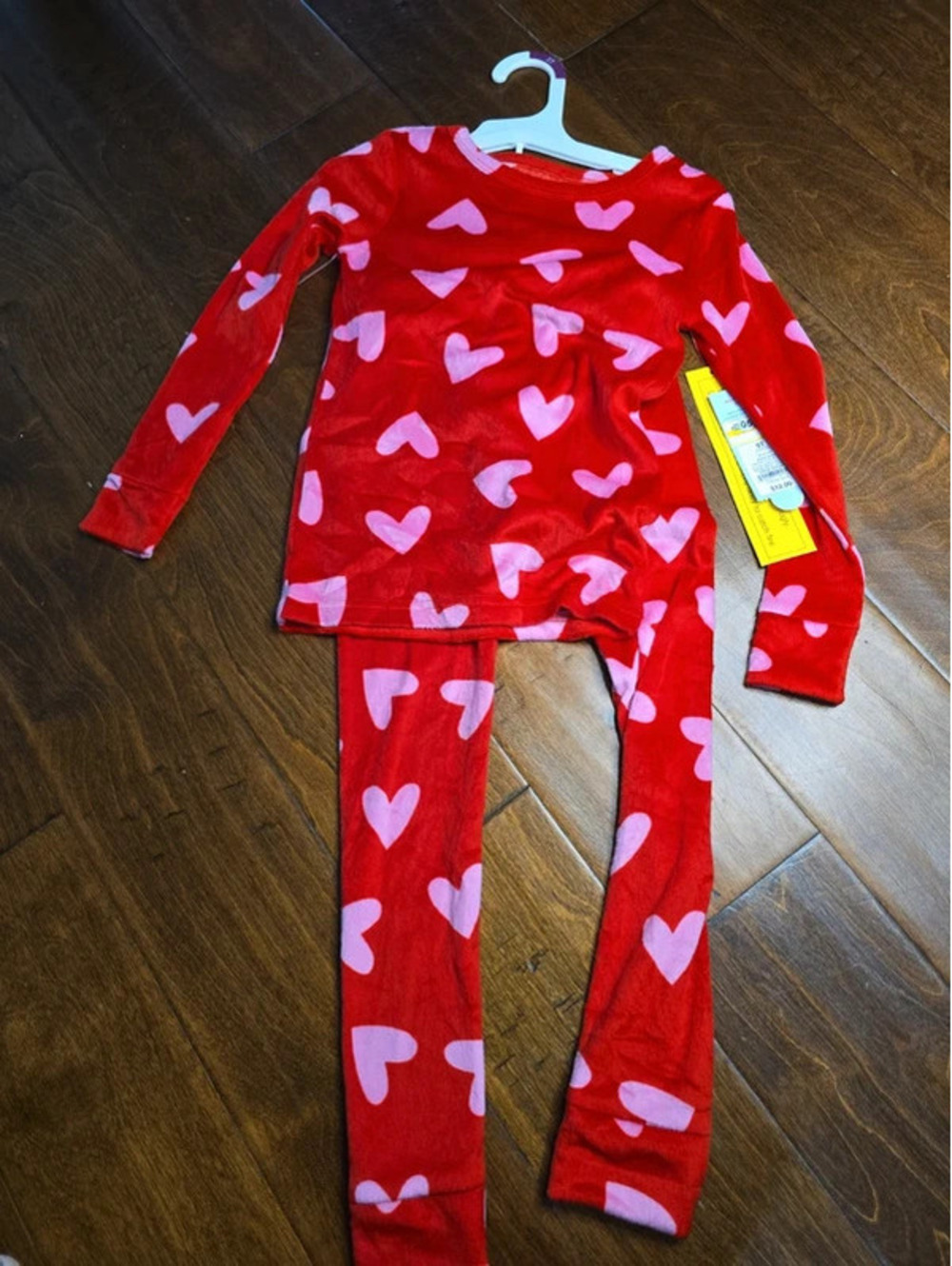 5t brand new pajamas from target item 577G7